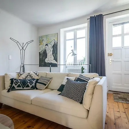 Lilura, Quartier Saint-charles, 750 M Des Plages Biarriz